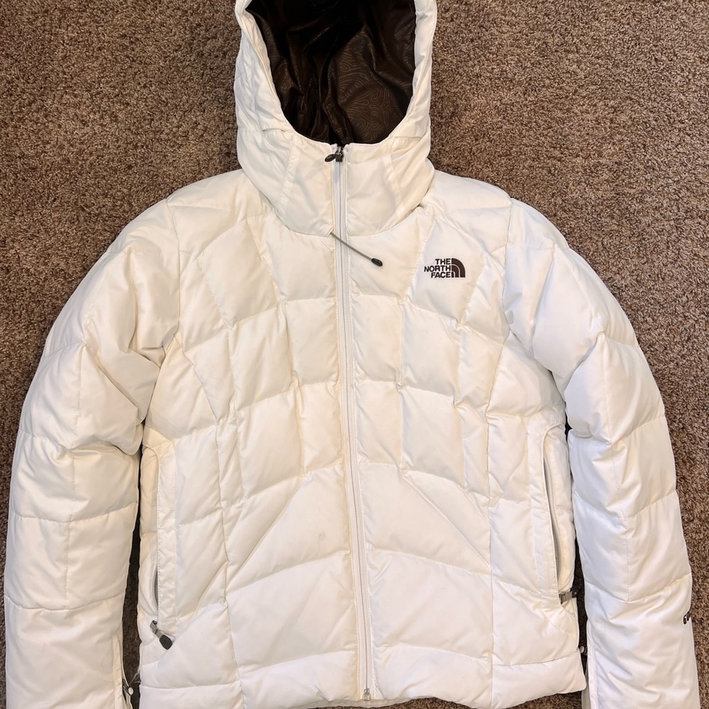 The North Face Women's White Cropped Puffer Jacket